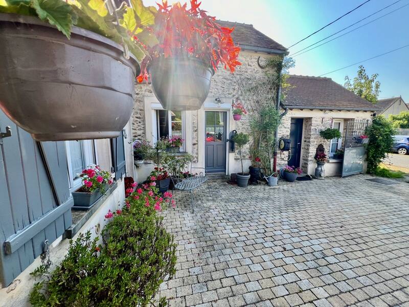 Maison Briarde Fouju